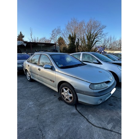 RENAULT LAGUNA 1 PHASE 2 1.6i