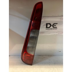 Feu AR G Ford C Max 1