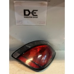 Feu AR D Kia Rio 2