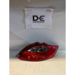 Feu AR D Mazda 2