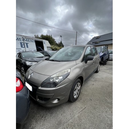 Renault Scenic III (3) 1.5 DCI 85