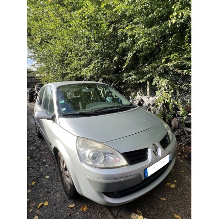 RENAULT SCENIC II 1.5 DCi 105
