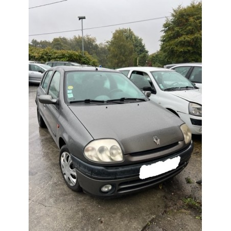 Renault Clio II (2) 1.2i 60