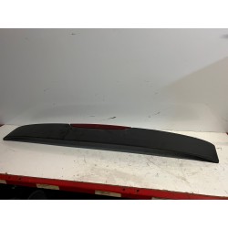Spoiler / 3&egrave;me feu stop Clio 2 ph 1